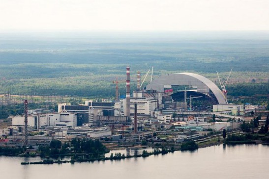 Полет на вертолете над Чернобылем и заброшенной Припятью